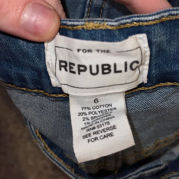 FOR THE REPUBLIC METALLIC SILVER SIDE FRINGE BOTTOM DENIM JEANS size 6 - Picture 3 of 5